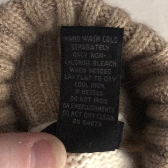 NWOT The Limited dress up winter sleeveless top - Picture 4 of 8